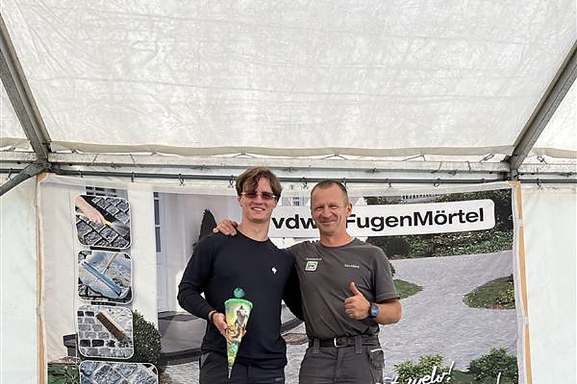 Manuel Alberg with Alex Alberg from GftK application engineering on his first day at work.
